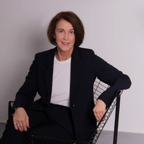 Angelika Schindler-Obenhaus